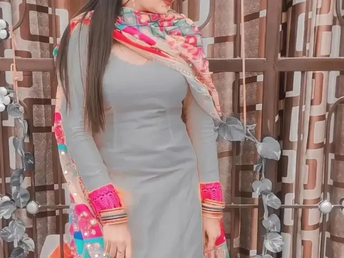Mahi Malhotra portrait 1