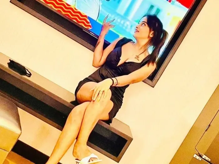 Meera Kapoor portrait 1