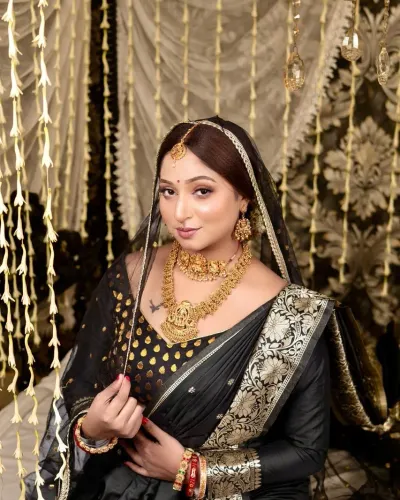 Siya Saxena, verified companion in Sector 18